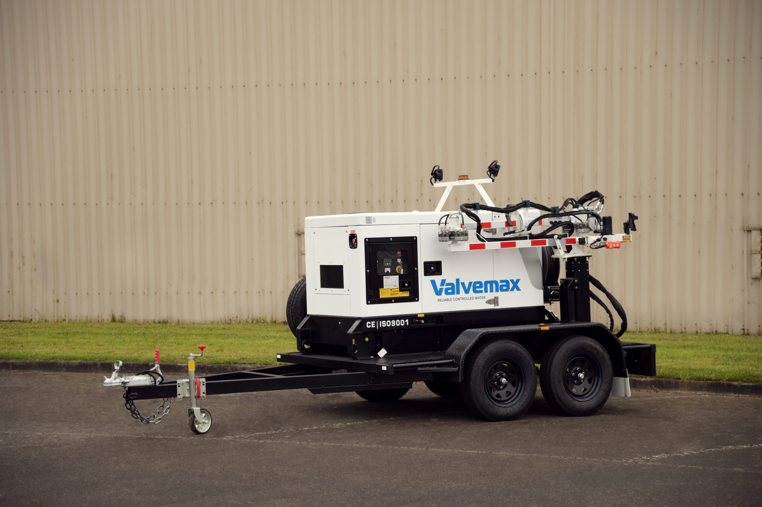 Compact LX - Image 2