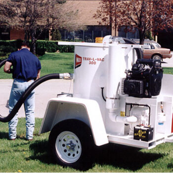 Trav-L-Vac 300 Gas Trailer